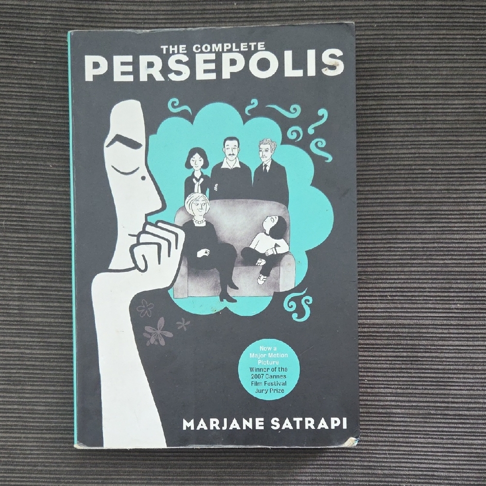 The Complete Persepolis by Marjane Satrapi - Black and White Edition